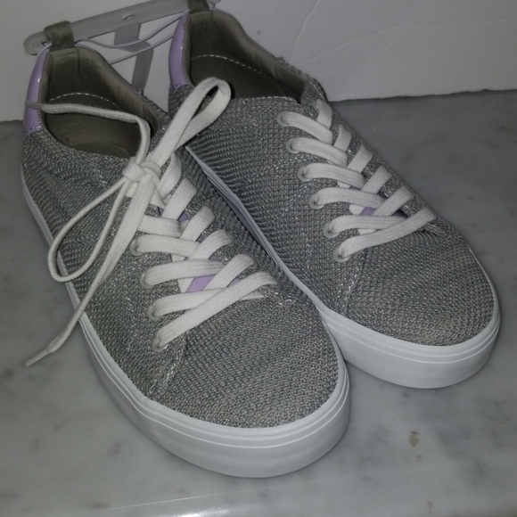 Old Navy Sneakers - Picture 1 of 3